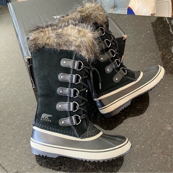 New Sorel Women's Joan of Arctic Boot, Waterproof Winter Boots, Faux Fur Black - Picture 7 of 16